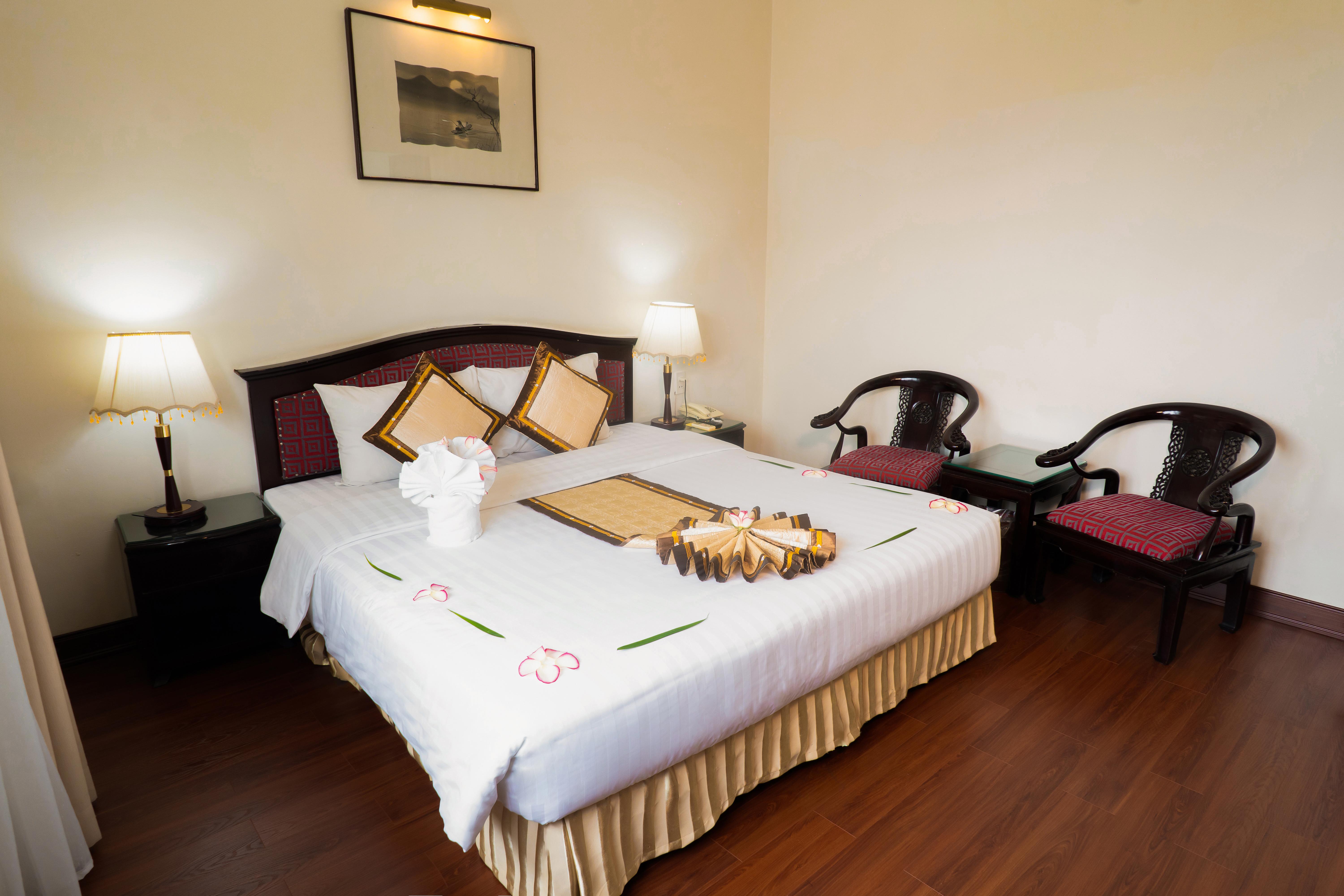 Century Riverside Hotel Hué Eksteriør billede