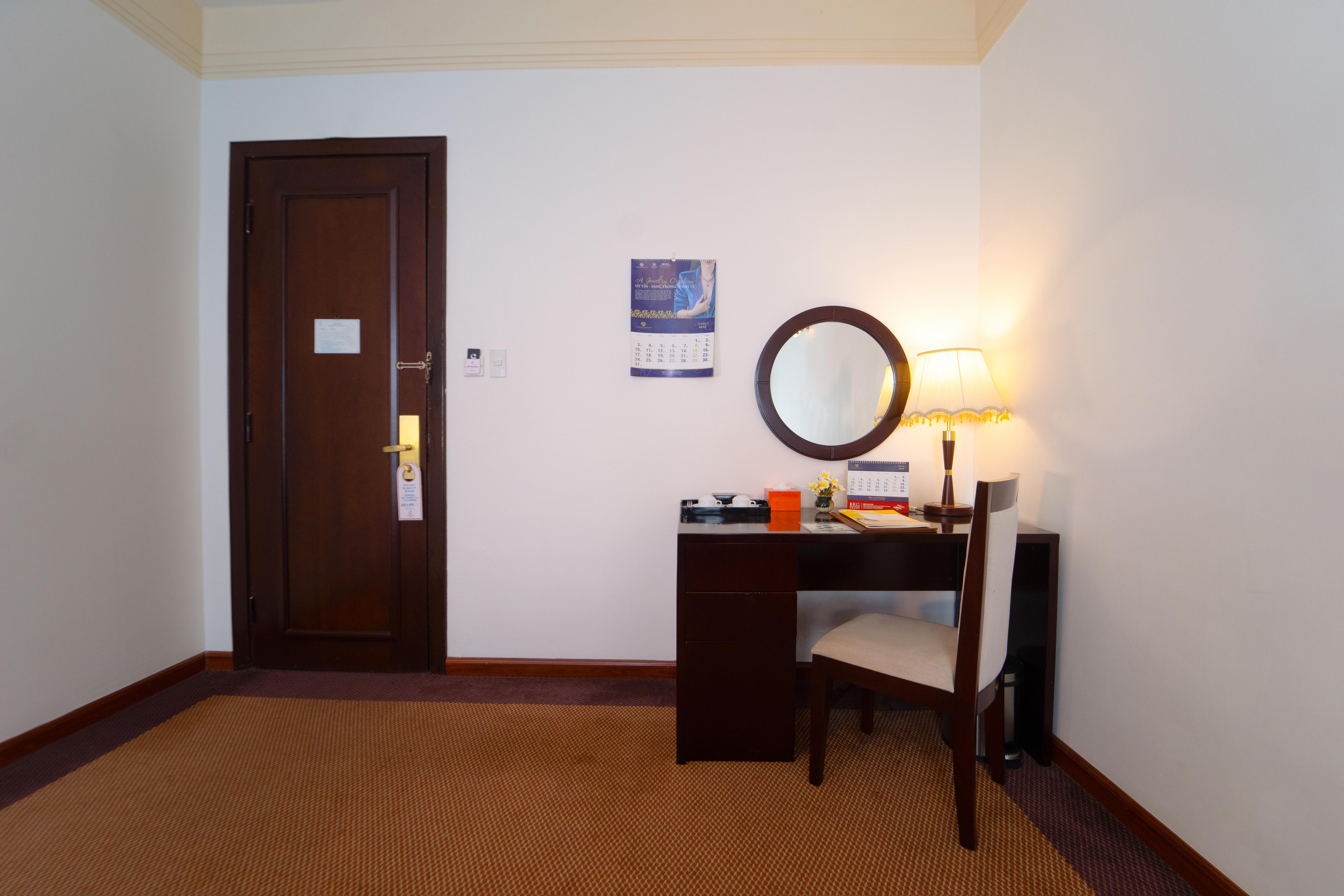 Century Riverside Hotel Hué Eksteriør billede
