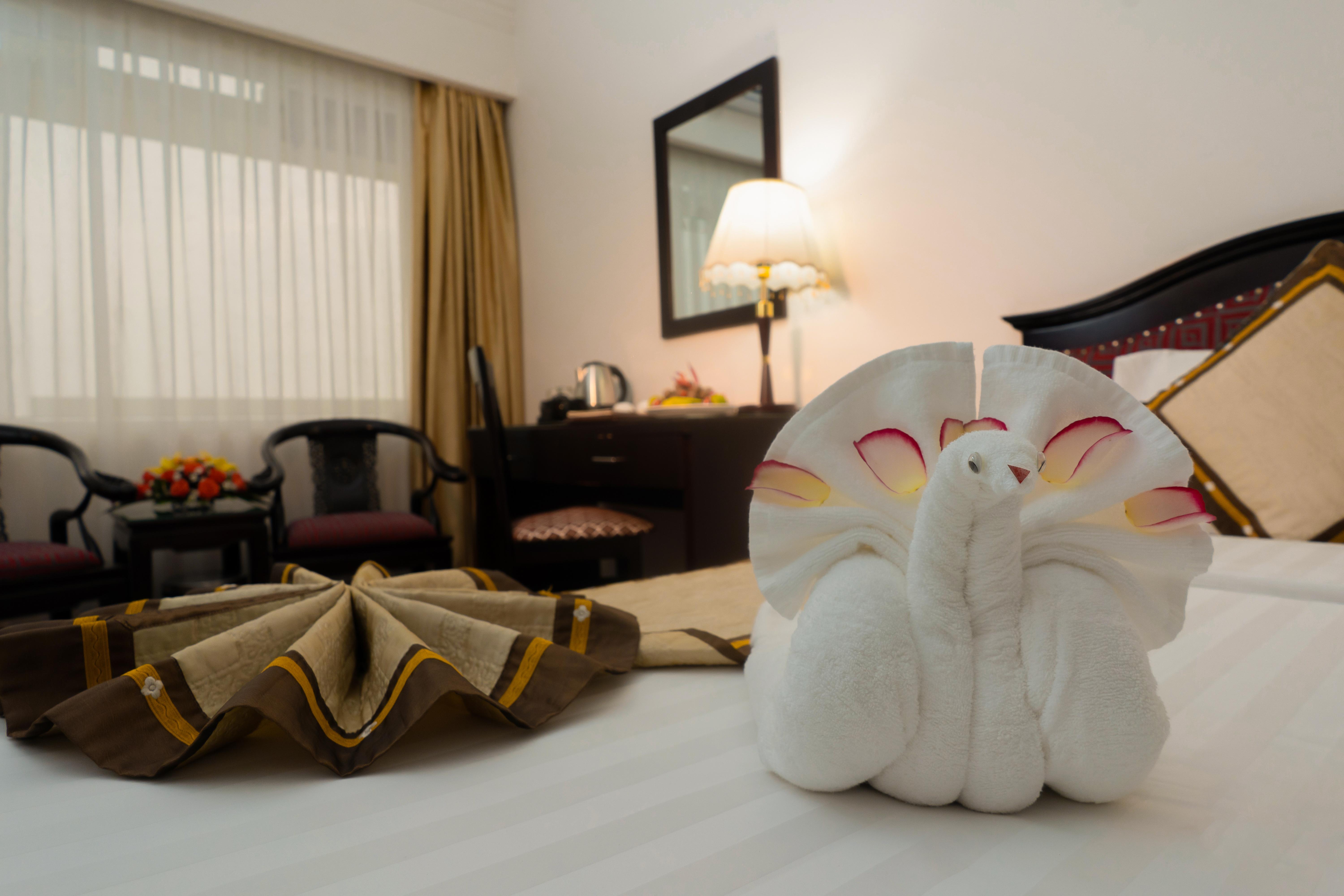 Century Riverside Hotel Hué Eksteriør billede