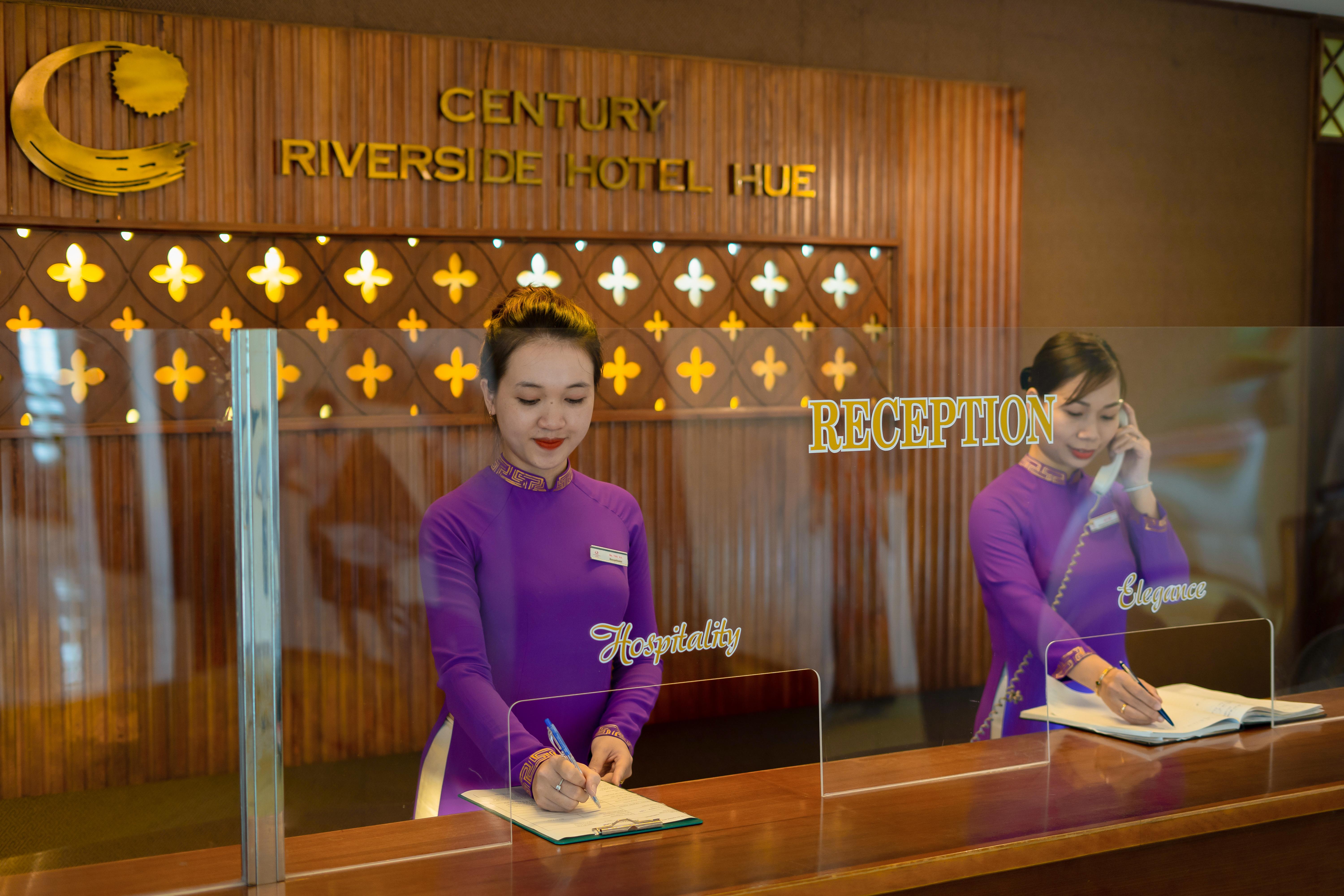Century Riverside Hotel Hué Eksteriør billede
