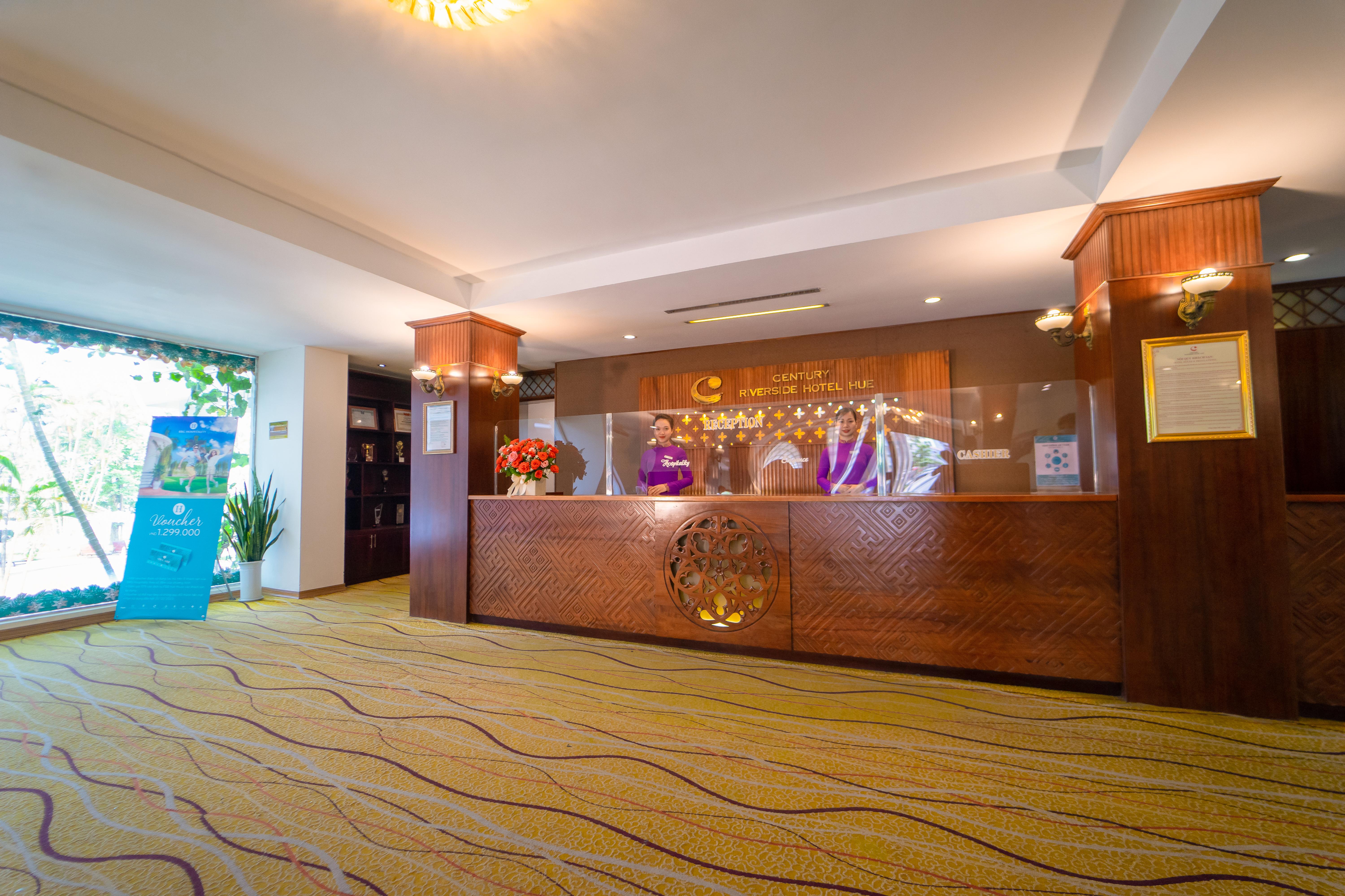 Century Riverside Hotel Hué Eksteriør billede